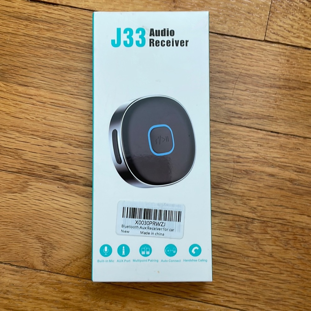 Bluetooth audio receiver for a car